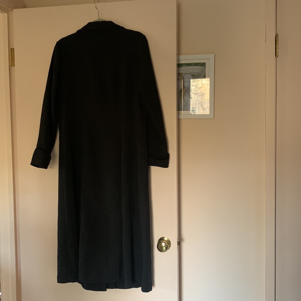 Elegant full swing duster coat with velvet buttons and trim